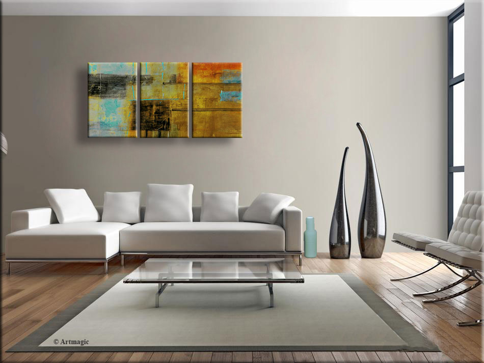 drieluikschilderij-abstract-in-trendy-kleuren-geschilderd-aan-de-muur-voorbeeldfoto-in-moderne-woonkamer-boven-witte-bank